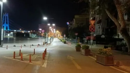 İzmit sokakları bom boş kaldı!