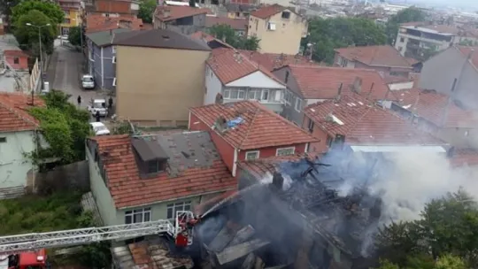 İzmit'te korkutan yangın!