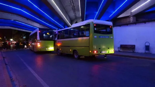 İzmit'te şüpheli çanta polisi alarma geçirdi