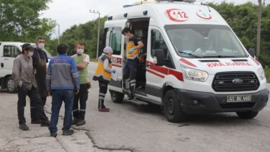 İzmit'teki fabrikanın boyahanesinde yangın!