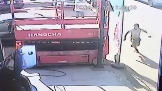 İzmit'teki silahlı saldırı kamerada