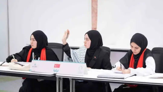 İzmitli kız öğrenciler dünya ikincisi oldu