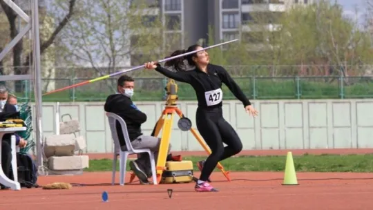 İzmitli sporcular Bursa'dan rekorla döndü
