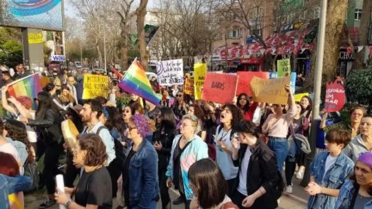 İzmit'te kadınlar neden yürüdü?