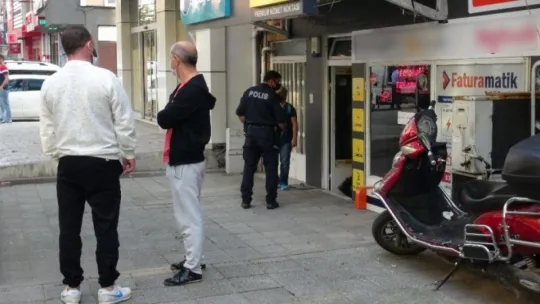 İzmit'te karı kocayı bıçakladılar!