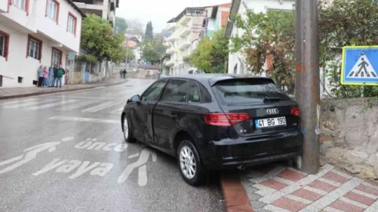 İzmit'te yağmur kazayı beraberinde getirdi: 1 yaralı!