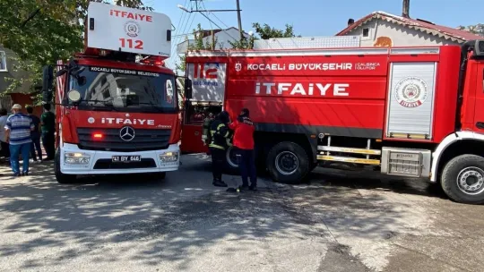 Çatı bir anda alev topuna döndü