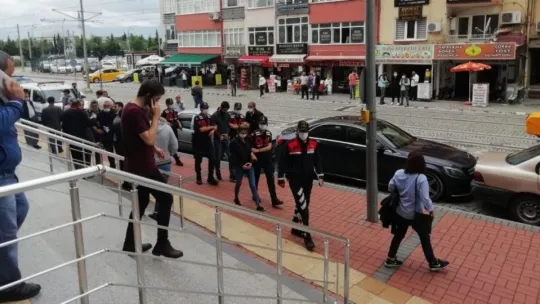 Jandarmadan uyuşturucu tacirlerine operasyon: 4 gözaltı