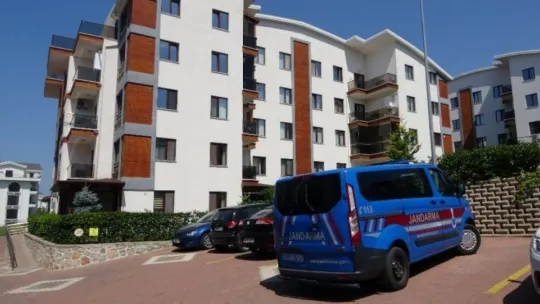 Kaan Şensoy'a evinde kurşun yağdıran saldırganların kaçma anı kamerada!
