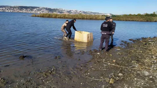 Kaçak midyecilere polisi baskını!