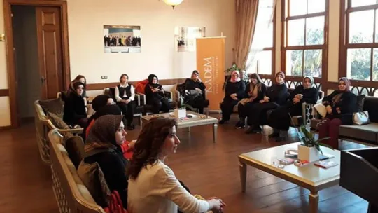 KADEM Kocaeli Temsilciliği'nde okuyorum etkinliği
