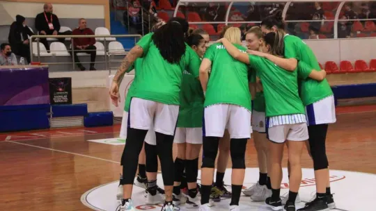 İzmit Belediyespor evinde farklı mağlup oldu: 55-85