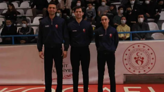 İzmit Belediyespor evinde farklı mağlup oldu: 55-85