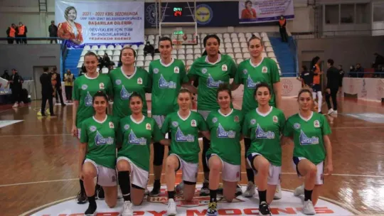 İzmit Belediyespor evinde farklı mağlup oldu: 55-85
