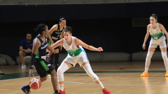 İzmit Belediyespor, galip geldi: 68 - 58