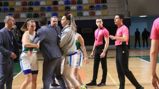İzmit'in Perileri, Beşiktaş'ı devirdi: 69 - 60