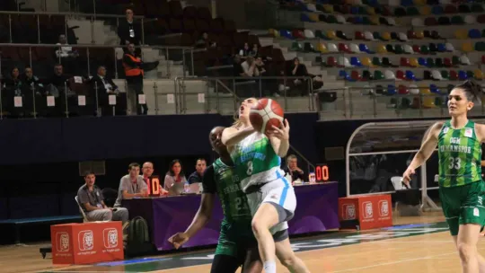 İzmit Belediyespor sahasında OGM Ormanspor'u mağlup etti: 69 - 65
