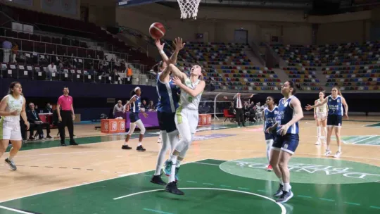Danilos Pizza yine mağlup oldu: 66-90
