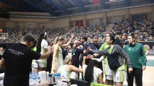 Danilos Pizza yine mağlup oldu: 66-90
