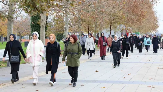 Kadınlar hem sosyalleşti hem de spor yaptı