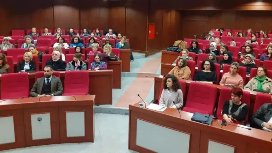Kadınlar için konferans düzenlendi