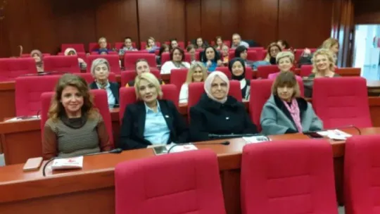 Kadınlar için konferans düzenlendi