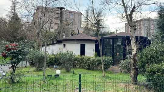 Kafenin bacasında çıkan yangın söndürüldü