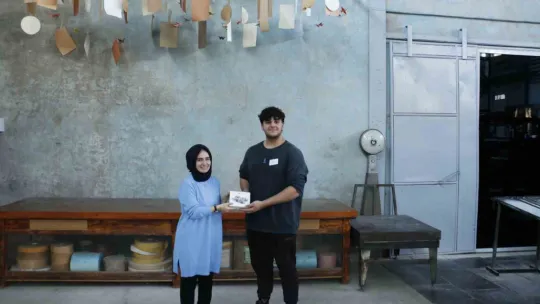 Kağıt uçaklar birincilik için yarıştı