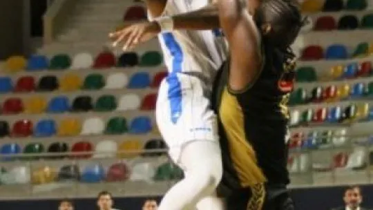 Kağıtspor 2 sayı farkla galip geldi!