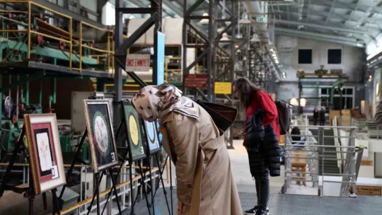 Kağıtta açan çiçekler sergisi açıldı