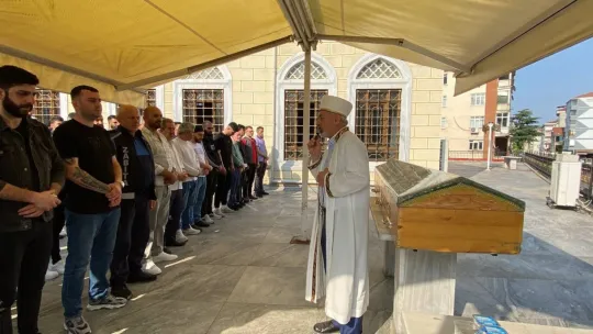 Cinayete kurban giden şahıs son yolculuğuna uğurlandı