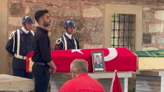 Uzman çavuş son yolculuğuna uğurlandı