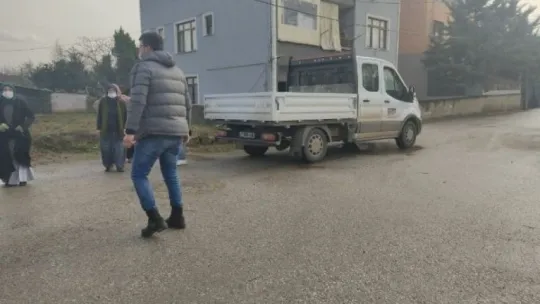 Kamyonetin çarptığı vatandaş yaralandı