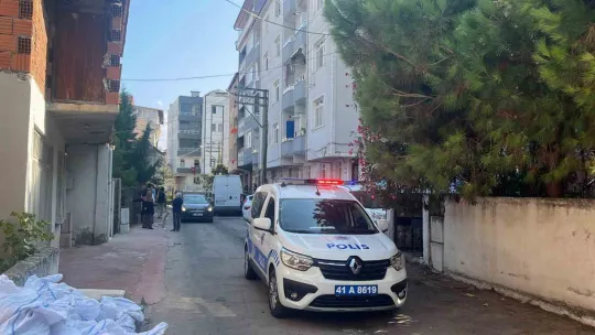 Emekli polis memuru intihara kalkıştı