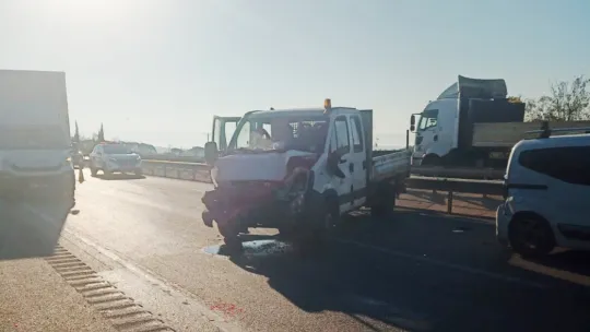Karacabey'de zincirleme kaza: 9 yaralı