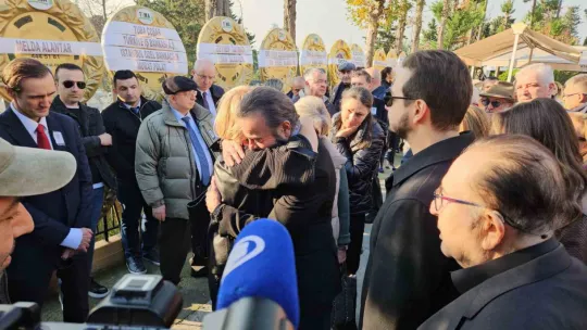 Prof. Dr. Münci Kalayoğlu son yolculuğuna uğurlandı