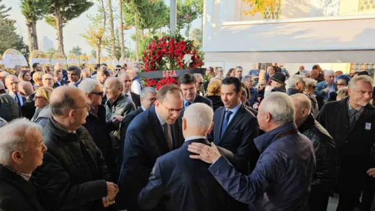 Prof. Dr. Münci Kalayoğlu son yolculuğuna uğurlandı