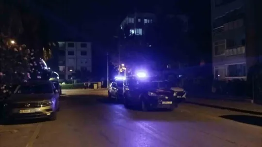 Karamürsel'de vahşet: Karısının gözleri önünde bıçaklanarak öldürüldü