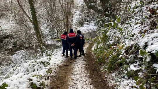 Kocaeli'de şüpheli ölüm! Dere yatağında ölü bulundu