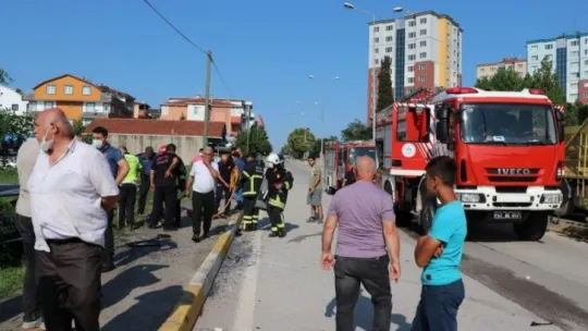 Karşı şeride uçan otomobilde can pazarı