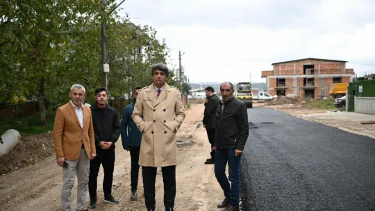 Kartepe'de 3 sokağa 750 ton asfalt