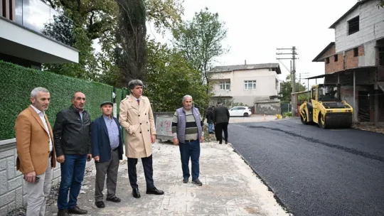 Kartepe'de 3 sokağa 750 ton asfalt