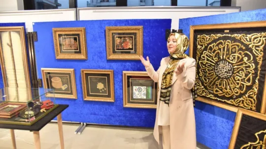 Kartepe'de kutsal emanetler sergisi açıldı