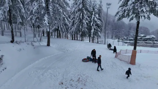 Kartepe kar ile şenlendi
