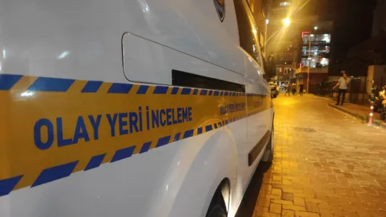 Katlı otoparktan düşen 35 yaşındaki şahıs ağır yaralandı