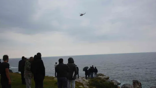 Kaybolan vatandaşı arama çalışmaları helikopter desteğiyle sürüyor