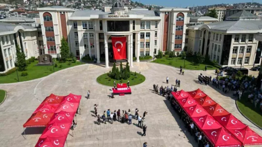 Kaymakam göz yaşları içinde son yolculuğuna uğurlandı