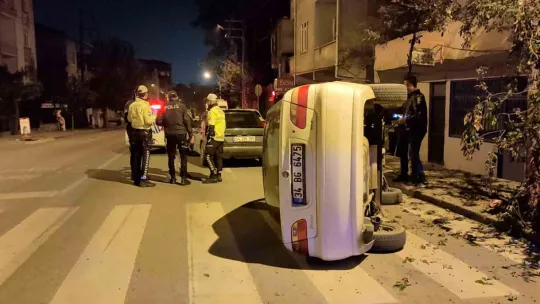 Kaza ihbarına geldiler, araç dışında kimseyi bulamadılar