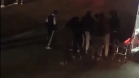 Motosikletli kurye ağır yaralandı
