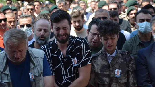 Özel harekatçı, gözyaşlarıyla son yolculuğuna uğurlandı